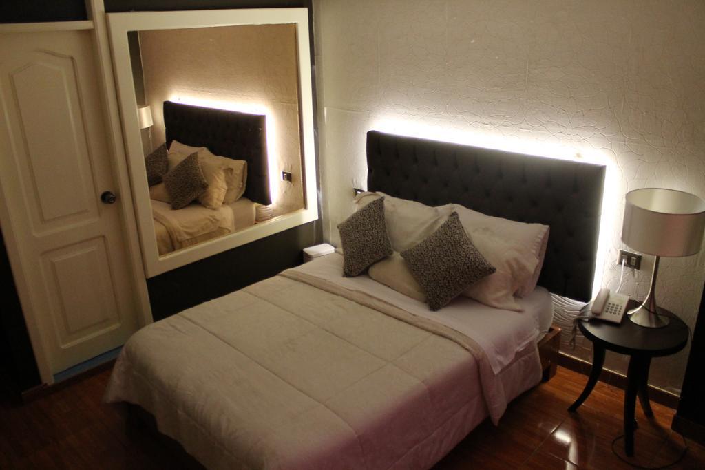 Hotel Venecia 瓦努科 外观 照片