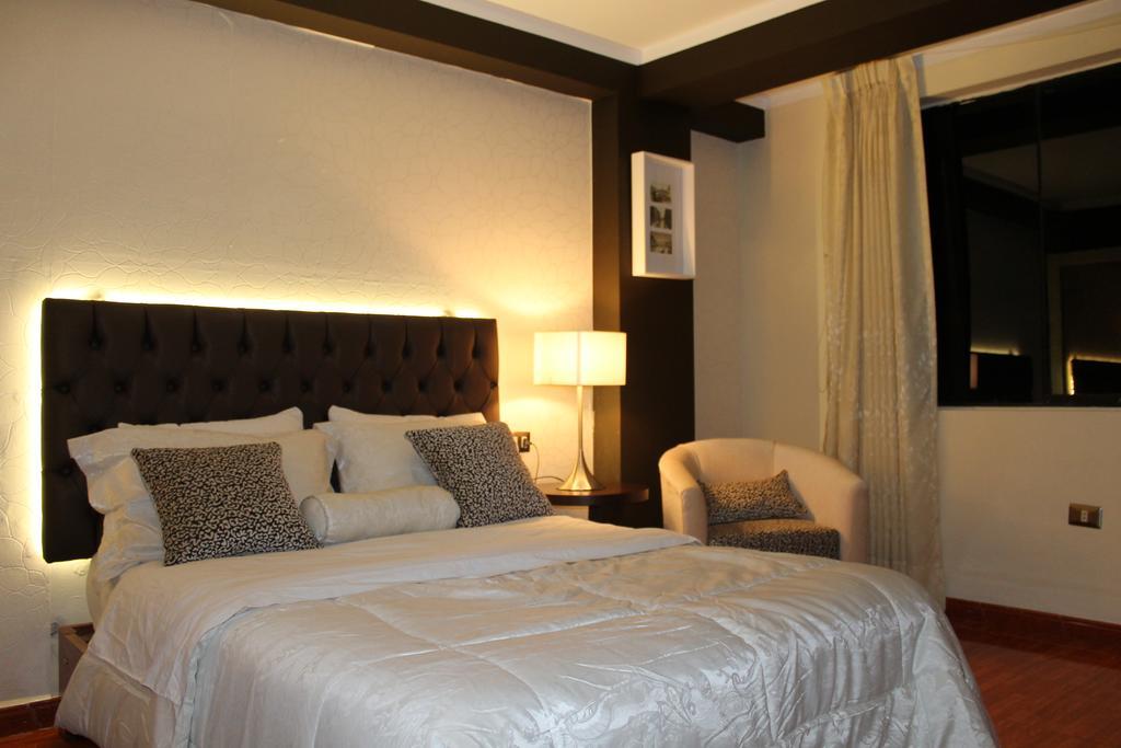 Hotel Venecia 瓦努科 外观 照片