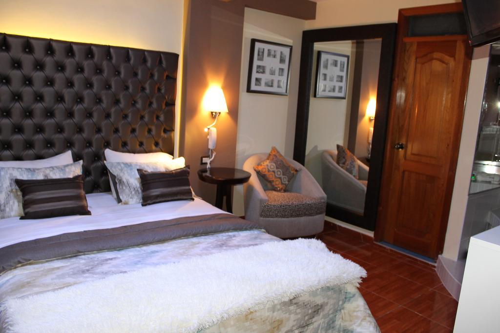 Hotel Venecia 瓦努科 外观 照片