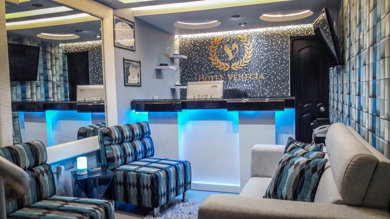 Hotel Venecia 瓦努科 外观 照片